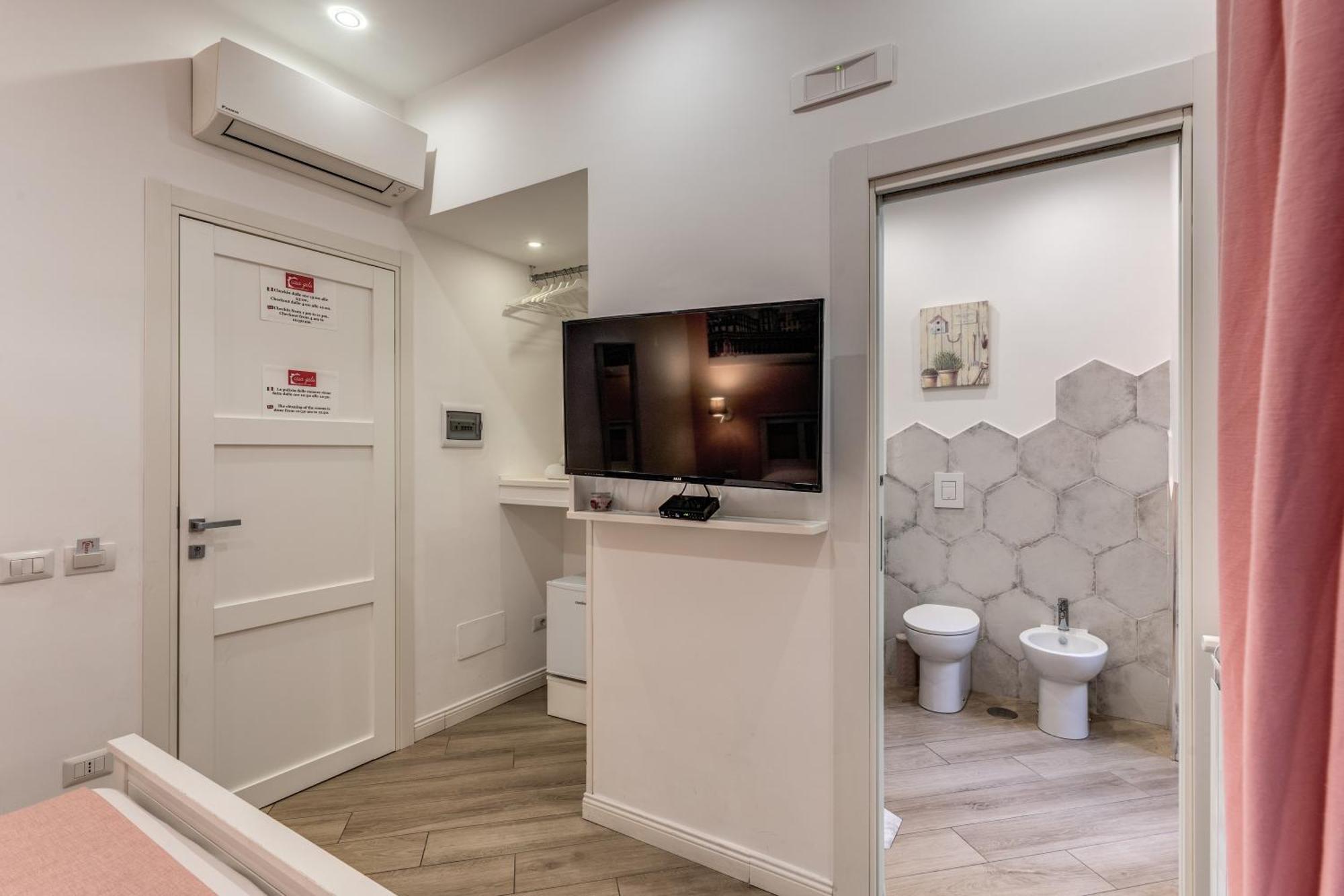 Casa Galu' Bed and Breakfast Napoli Eksteriør billede